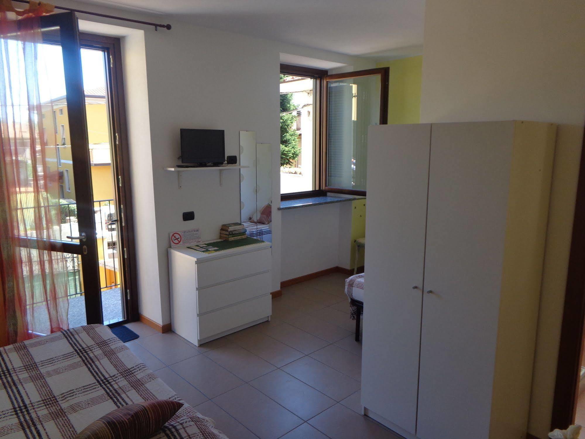 Fagnano Olona La Corte B&B المظهر الخارجي الصورة