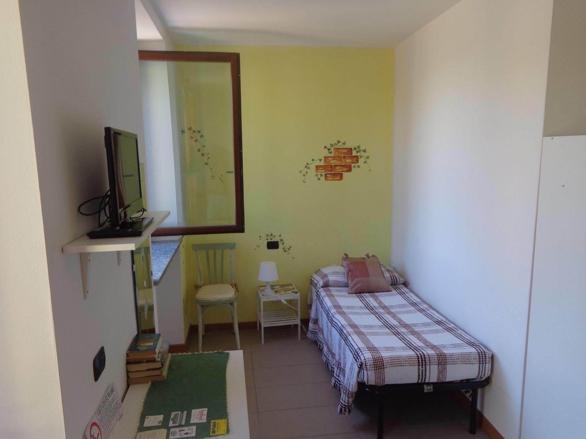 Fagnano Olona La Corte B&B المظهر الخارجي الصورة