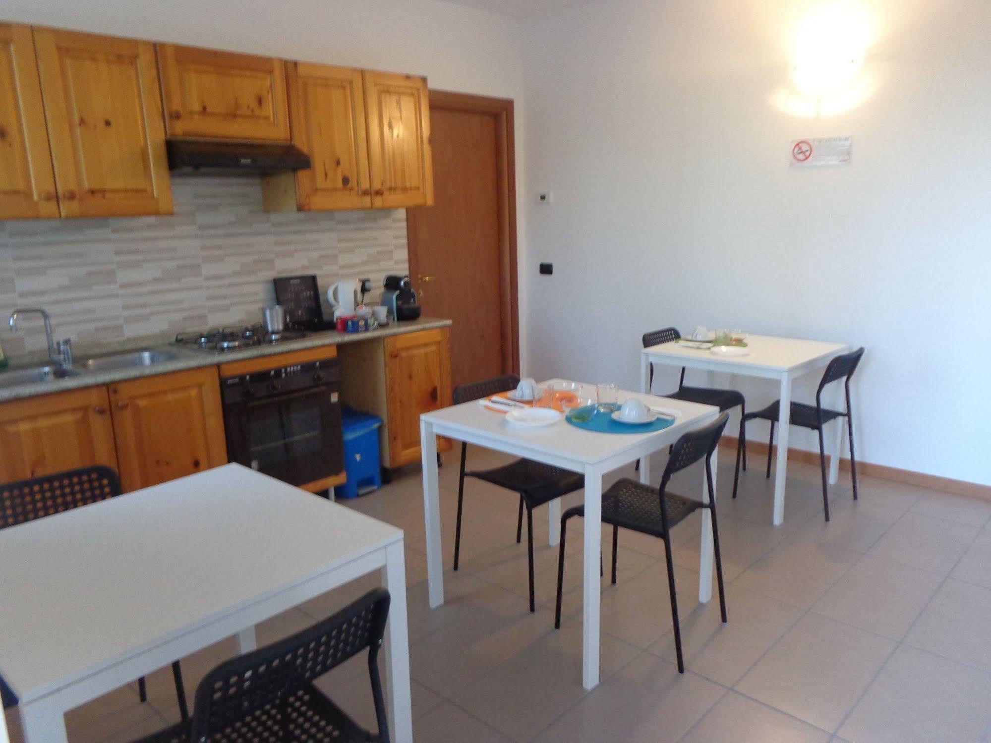 Fagnano Olona La Corte B&B المظهر الخارجي الصورة